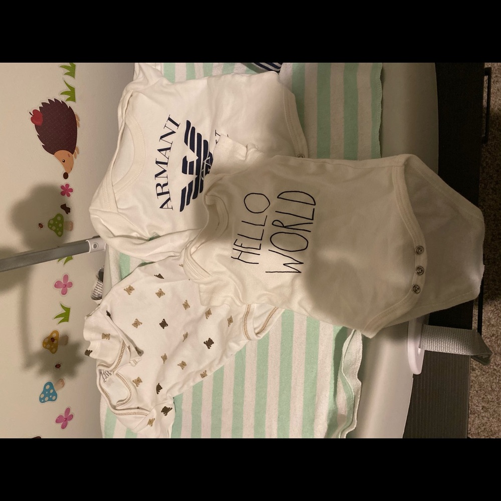 Onesies 3pc , 3-6 month